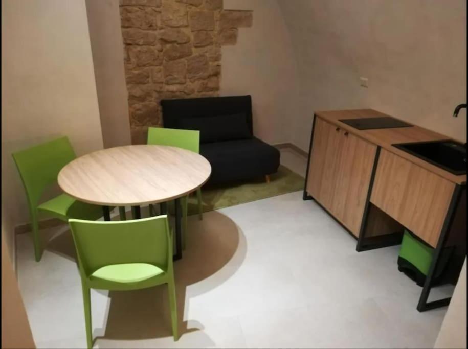 Locus Pendinelli Trani Bed & Breakfast Exterior foto