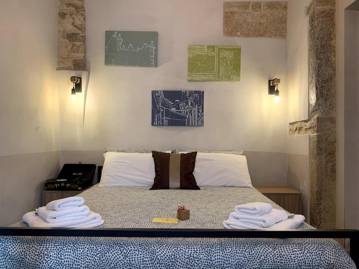 Locus Pendinelli Trani Bed & Breakfast Exterior foto