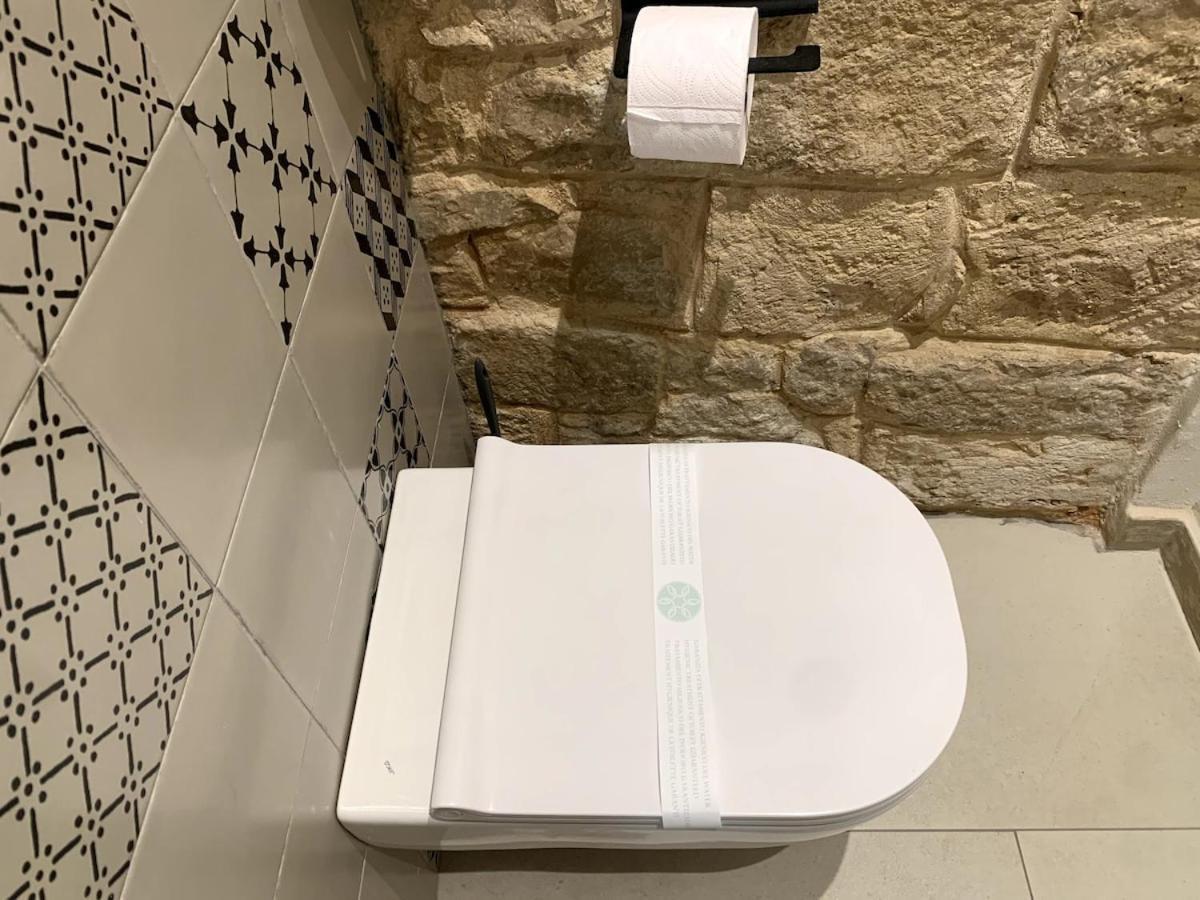 Locus Pendinelli Trani Bed & Breakfast Exterior foto